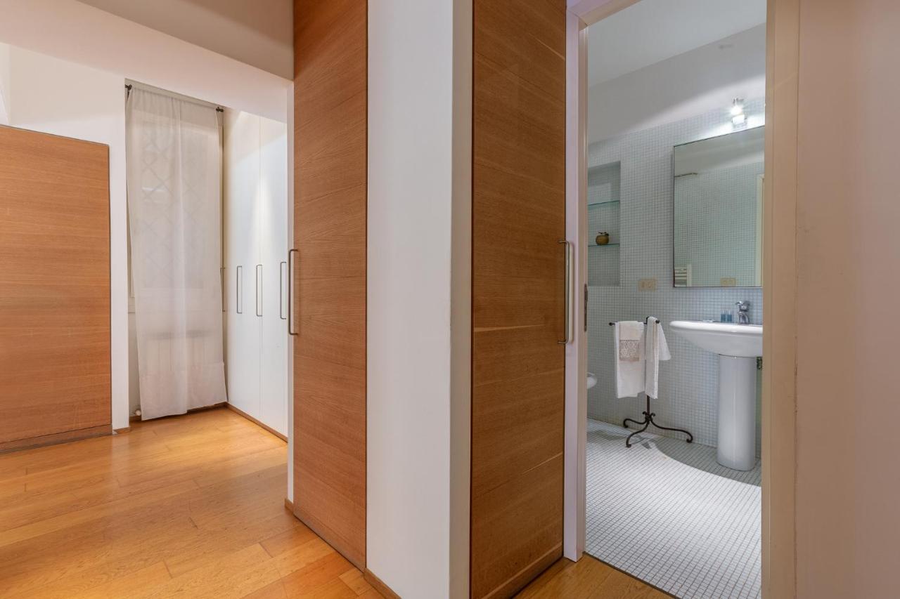 Pleasant Central Apartment With Garden Болоня Екстериор снимка
