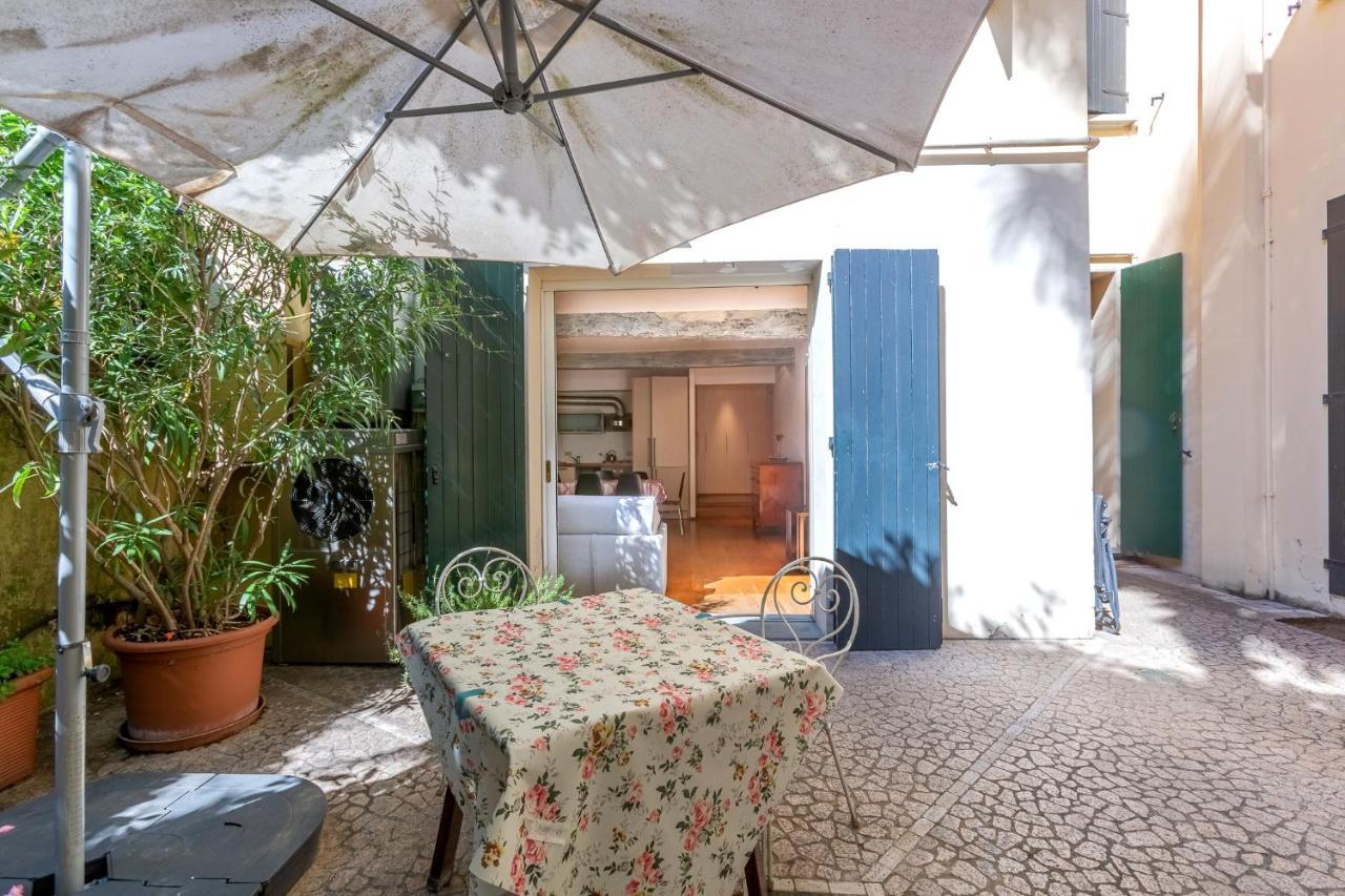 Pleasant Central Apartment With Garden Болоня Екстериор снимка